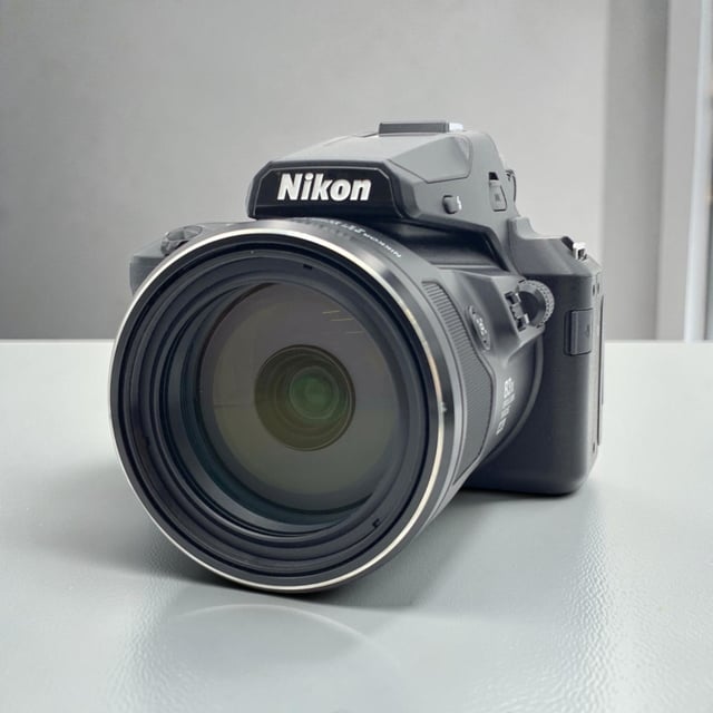 COOLPIX P950