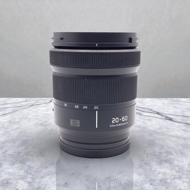 LUMIX S 20-60mm F3.5-5.6