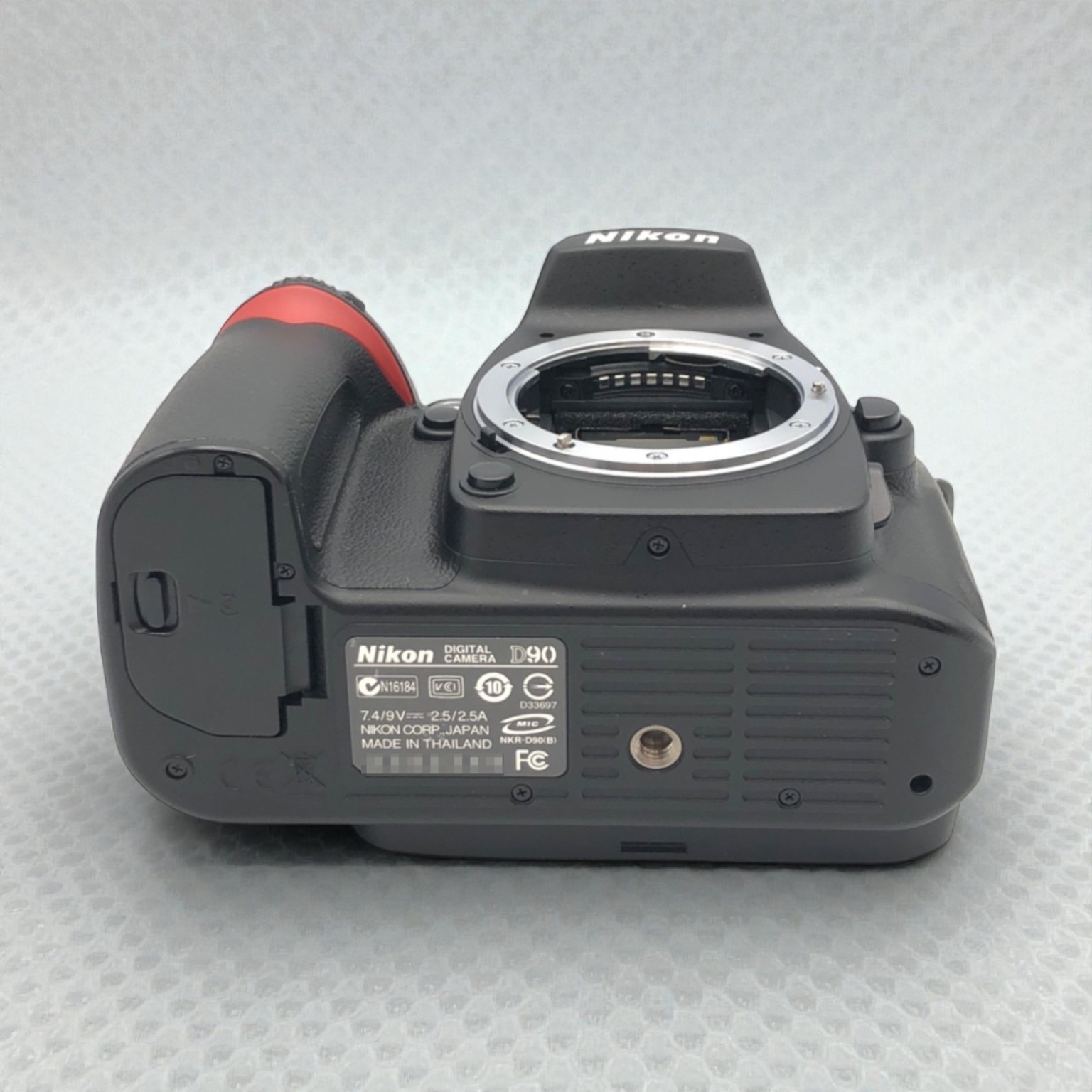 D90 ボディの中古カメラを買うならみんなのカメラ _FDn28KpSWiR