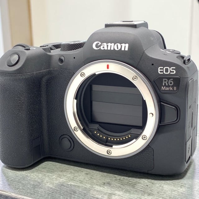 EOS R6 Mark II ボディ