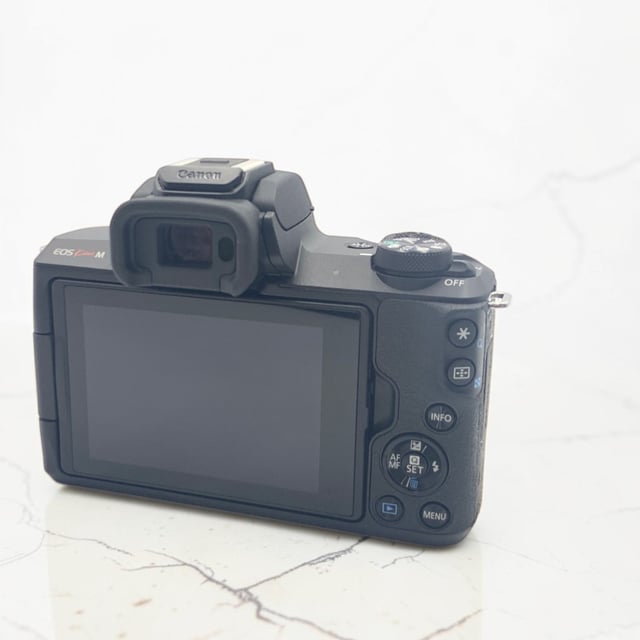EOS Kiss M ボディ "ブラック"