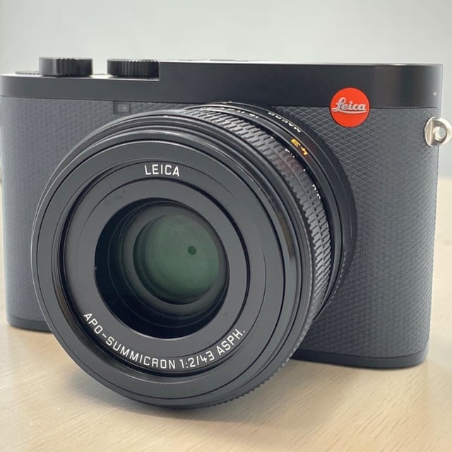 LEICA Q3 43