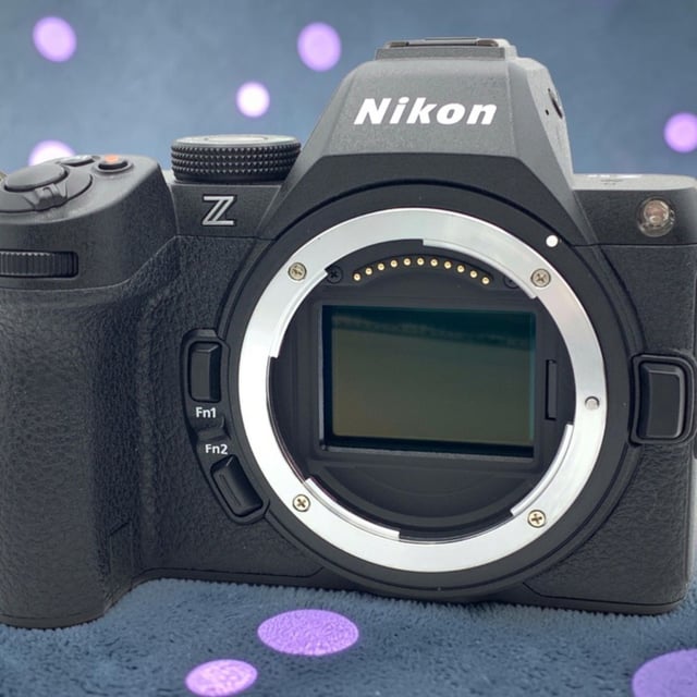 Z5II ボディ
