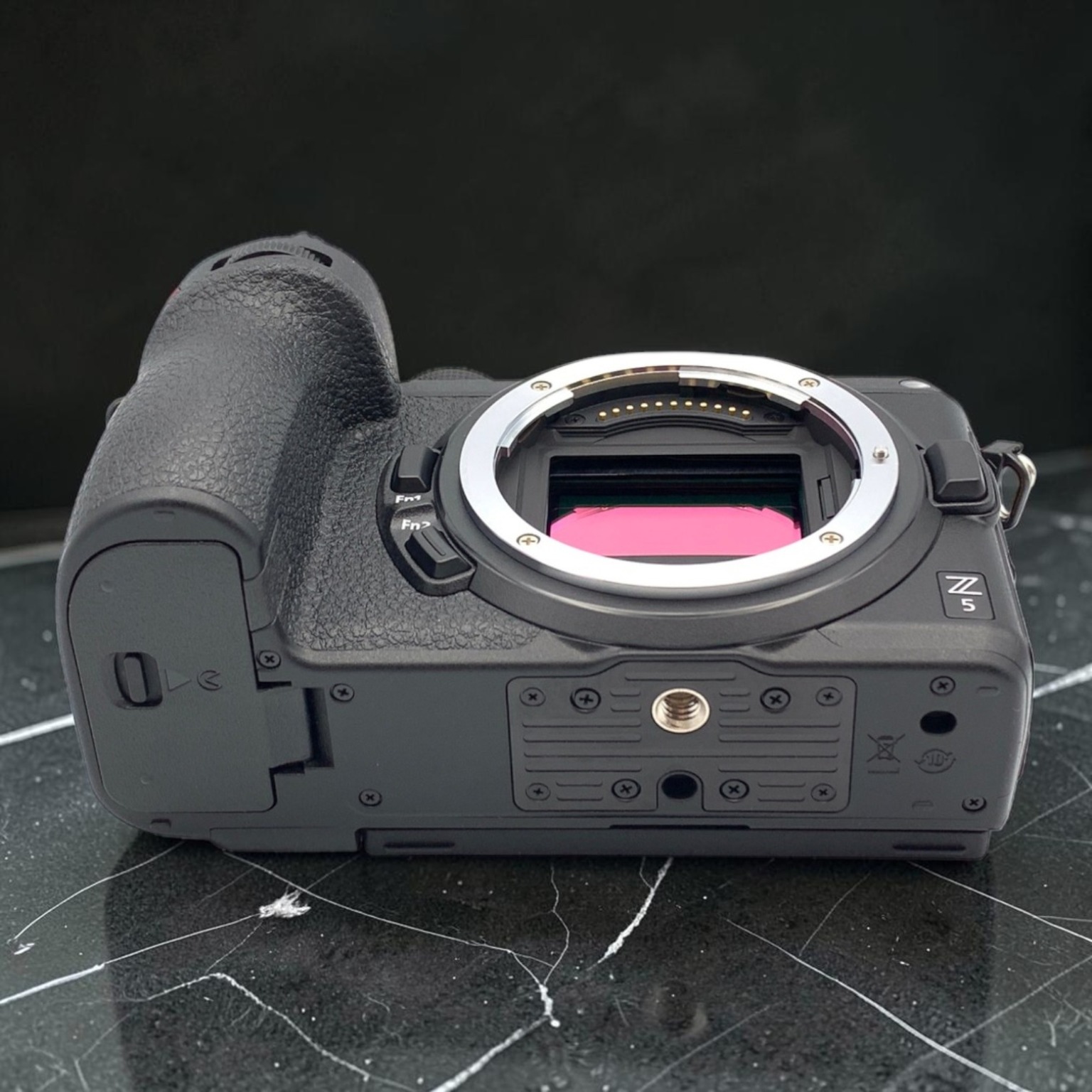 ニコン Z5 ボディの中古 (美品)・¥117,230 by kuroto | みんなのカメラ