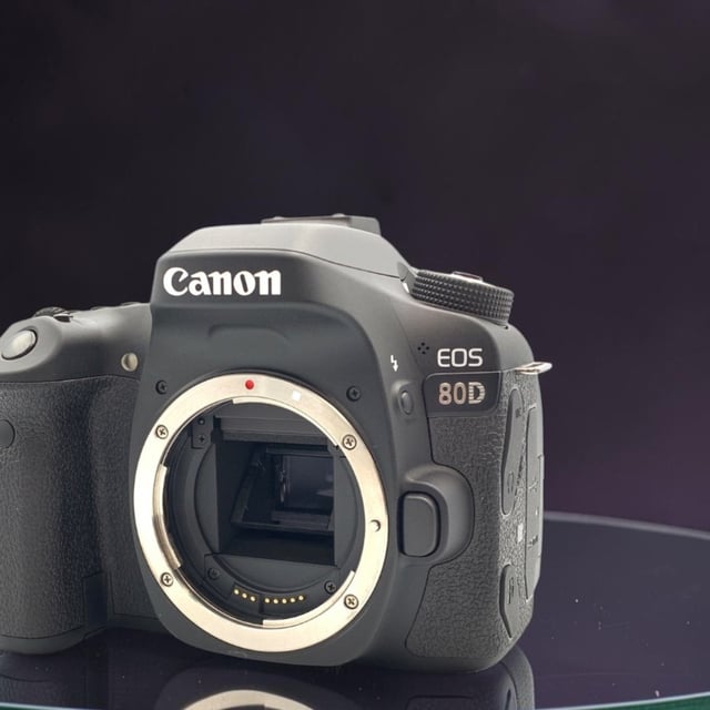 EOS 80D ボディ