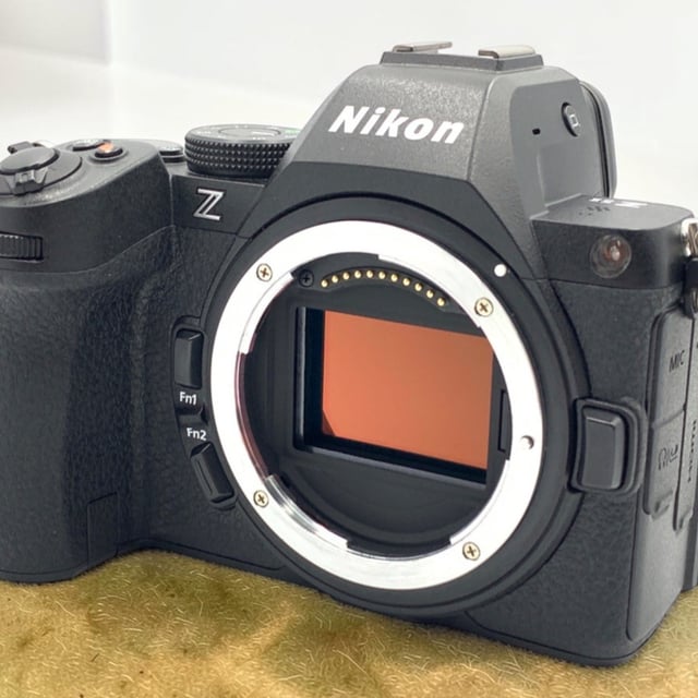 Z5II ボディ