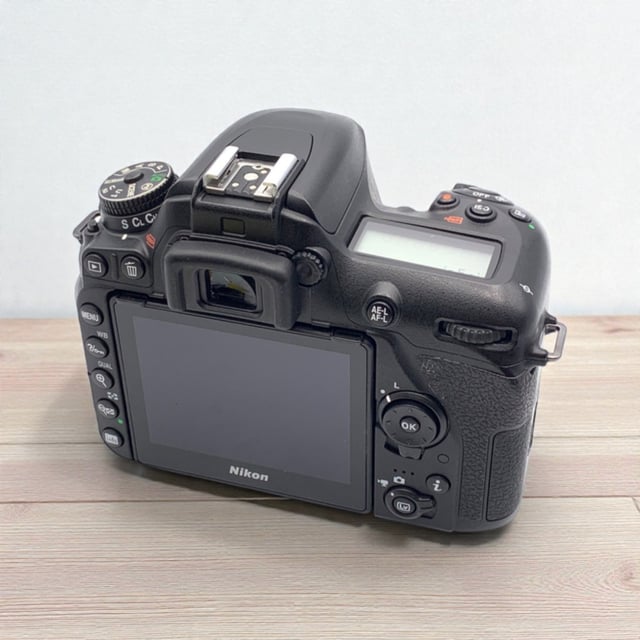 D7500 ボディ