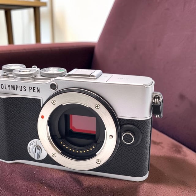 OLYMPUS PEN E-P7 ボディ