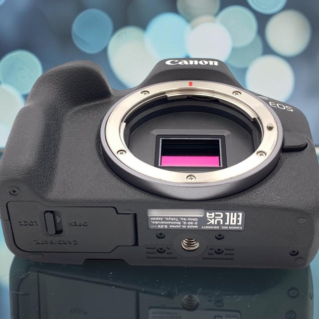EOS R50 ボディ "ブラック"