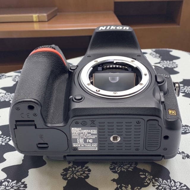 D750 ボディ