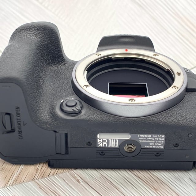 EOS R10 ボディ