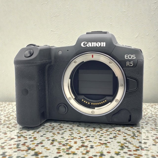 EOS R5 ボディ