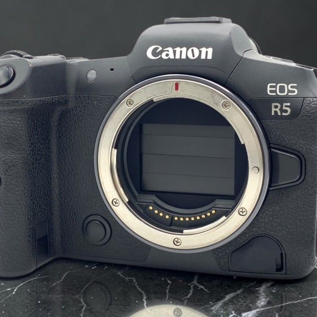 EOS R5 ボディ