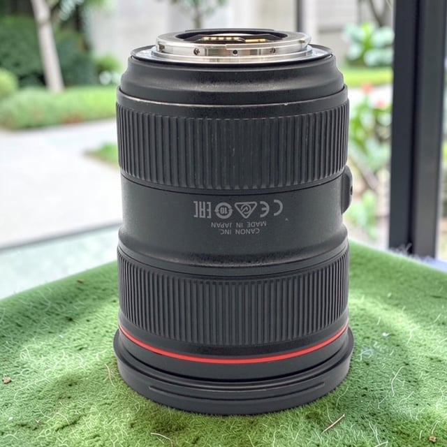 EF 24-70mm F2.8L II USM