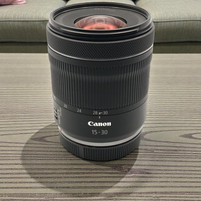 RF 15-30mm F4.5-6.3 IS STM