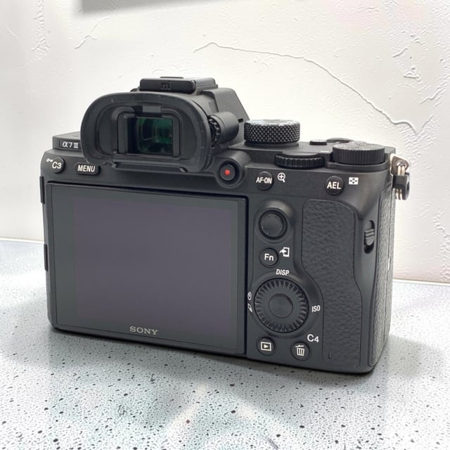 α7 III ILCE-7M3 ボディ