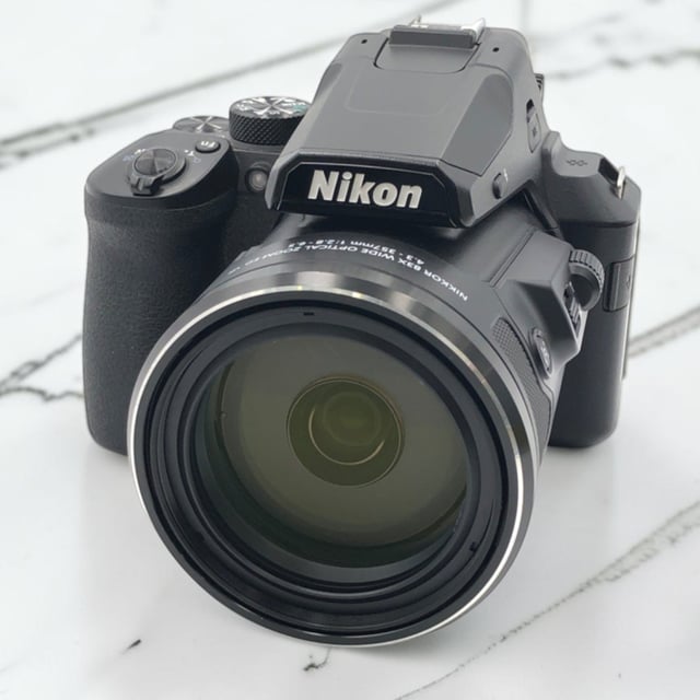 COOLPIX P950