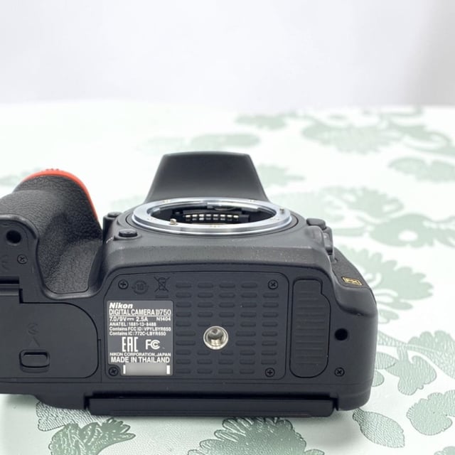 D750 ボディ