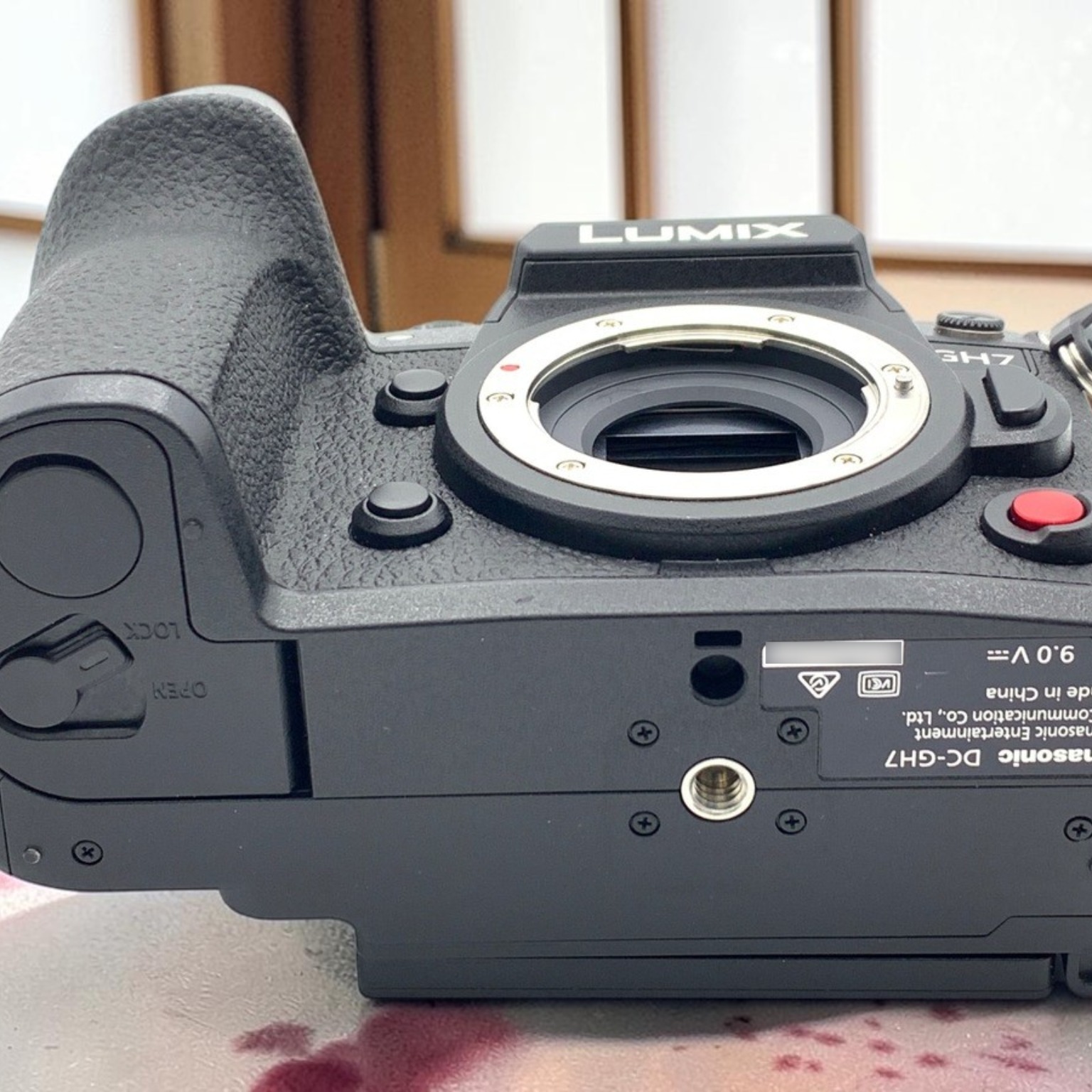 【中古】パナソニック LUMIX DC-GH7 + 社外専用ゲージ付 パナソニック LUMIX GH7(DC-GH7) ボディの中古 (美品)・¥244,300 by す