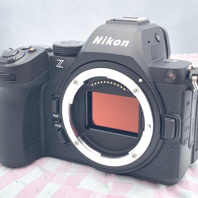 Z5II ボディ