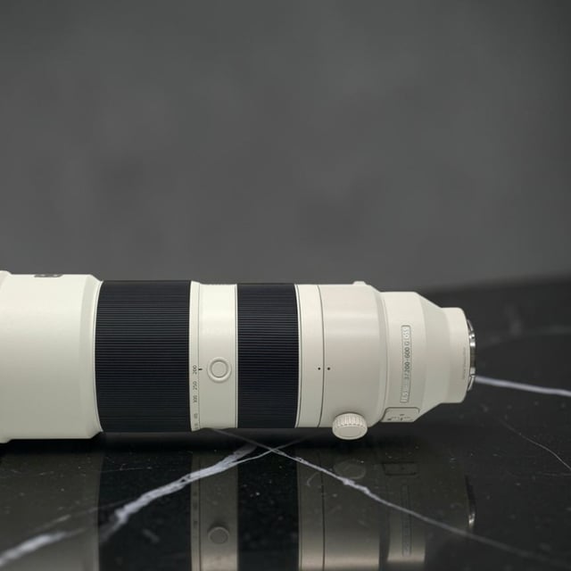 FE 200-600mm F5.6-6.3 G OSS SEL200600G