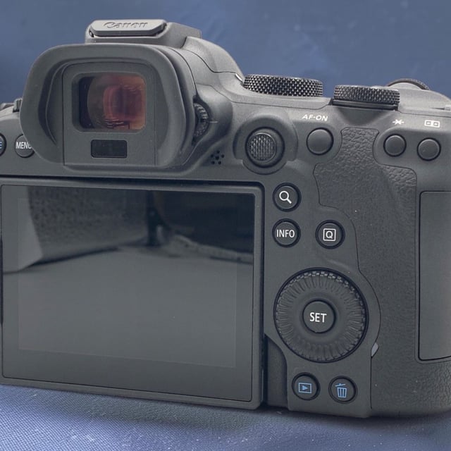 EOS R6 Mark II ボディ
