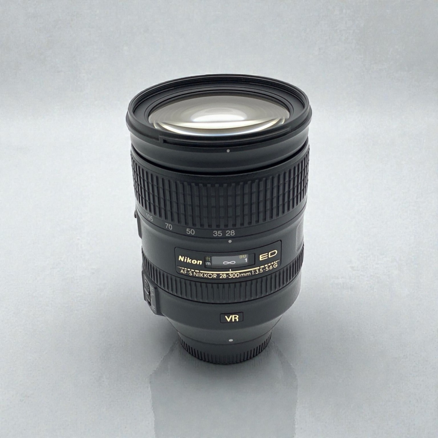 AF-S NIKKOR 28-300mm f/3.5-5.6G ED VRの中古レンズを買うなら