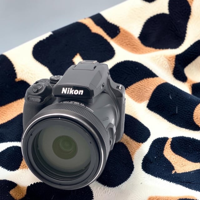 COOLPIX P1000