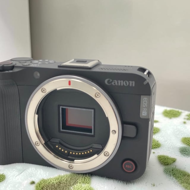 EOS R50 V ボディ "ブラック"