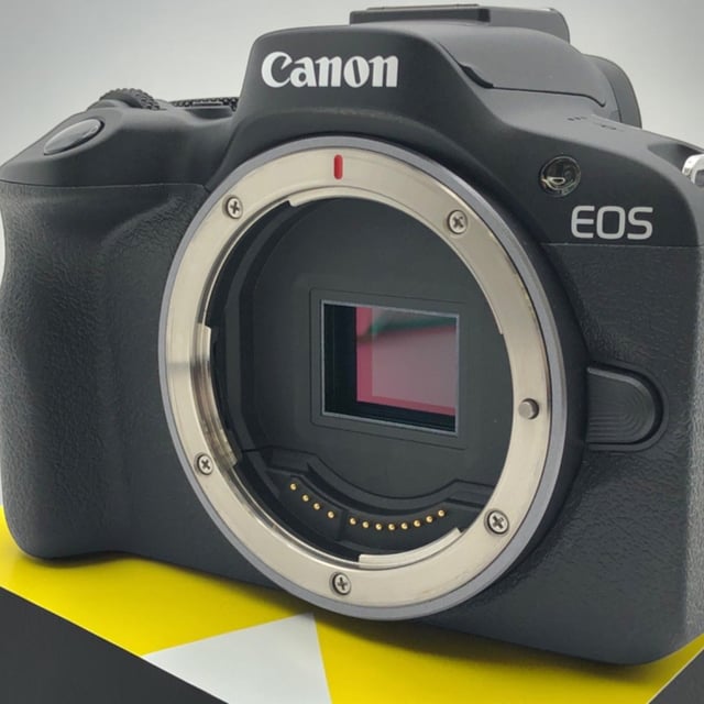 EOS R50 ボディ "ブラック"