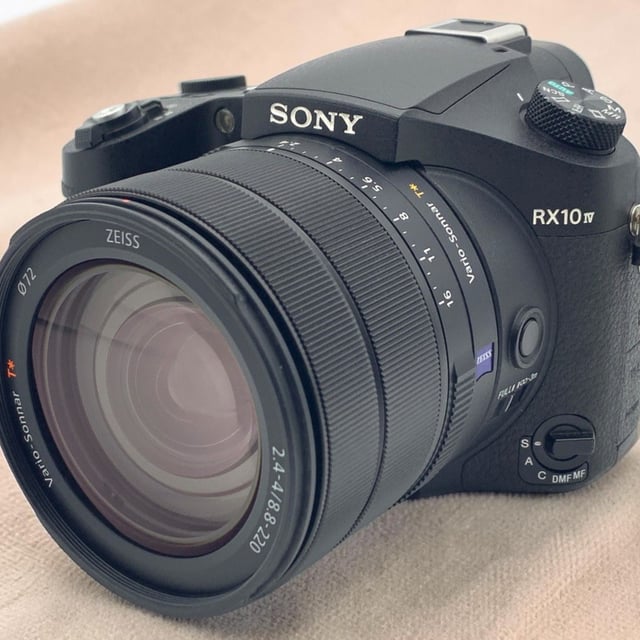 サイバーショット RX10 IV(DSC-RX10M4)
