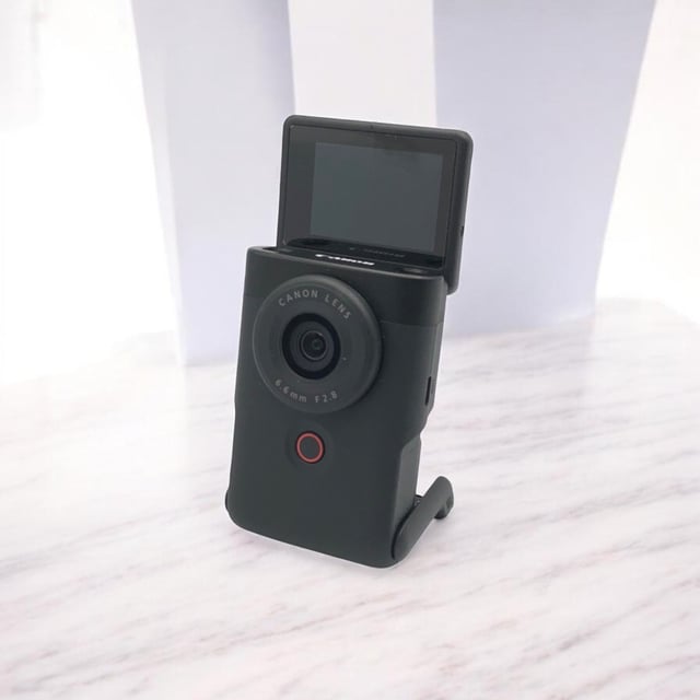 PowerShot V10