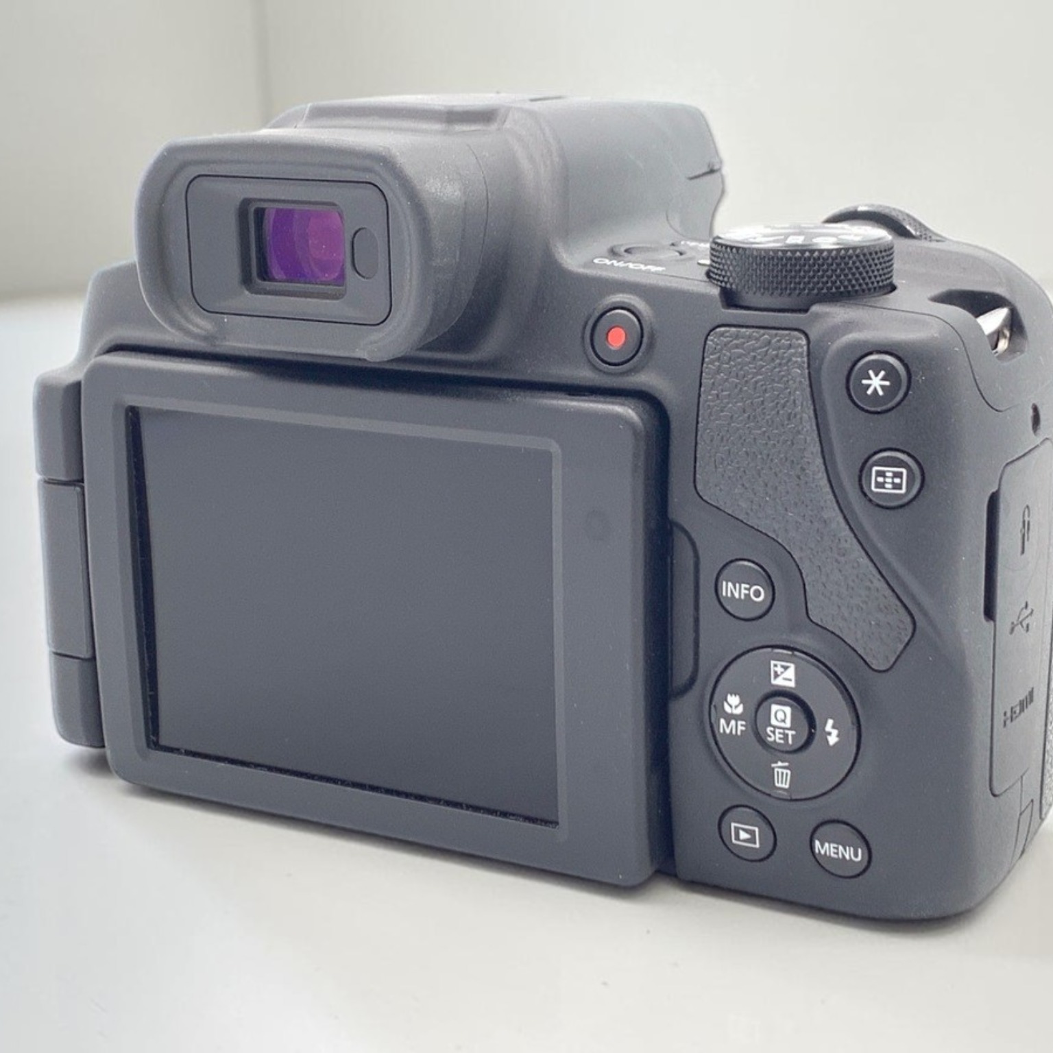 Canon PowerShot SX70 HSの新品/中古の在庫一覧 | みんなのカメラ