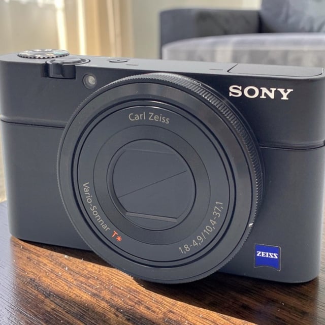 サイバーショット RX100(DSC-RX100)