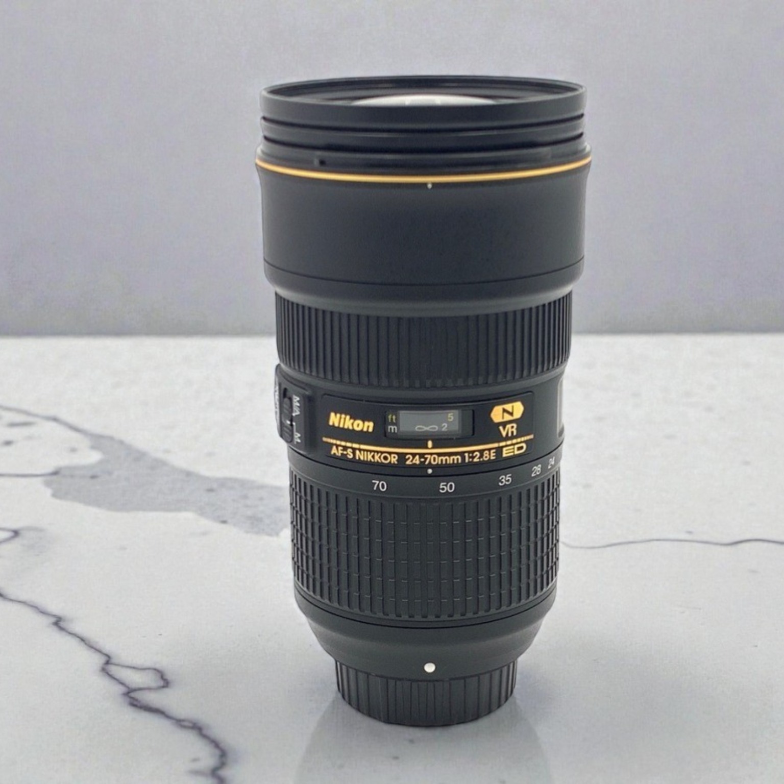 ニコン AF-S NIKKOR 28-300mm f/3.5-5.6G ED VRの中古 (美品)・¥46,870