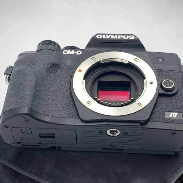 OM-D E-M10 Mark IV ボディ "ブラック"