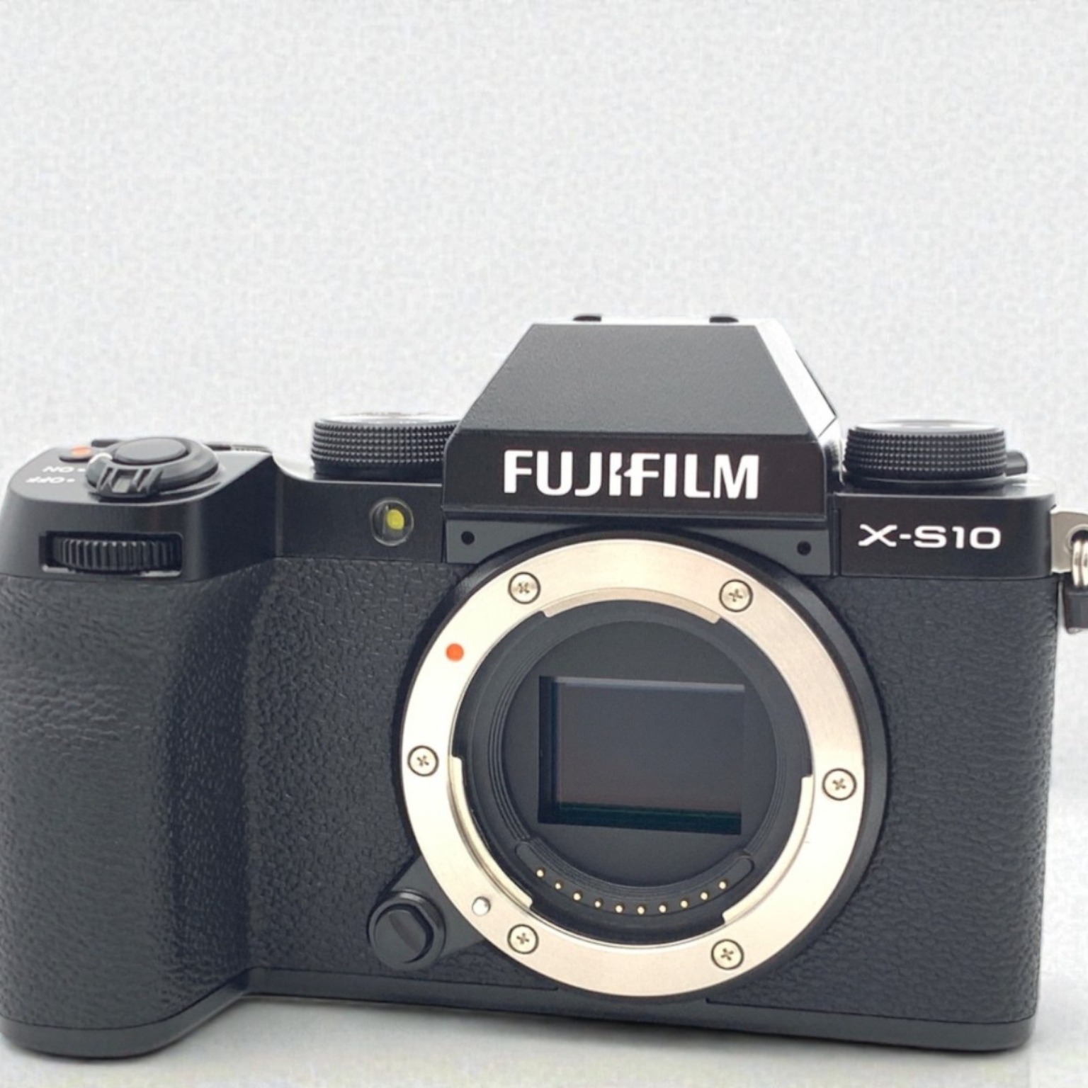 富士フイルム X-S10 ボディの中古 (美品)・¥116,010 by まひろめ