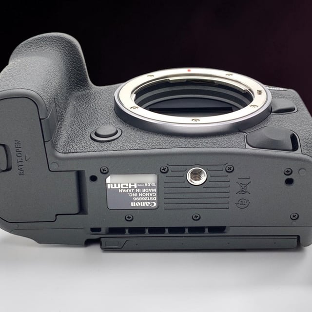 EOS R5 Mark II ボディ