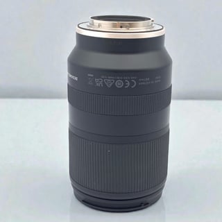 18-300mm F/3.5-6.3 Di III-A VC VXD ソニーE用