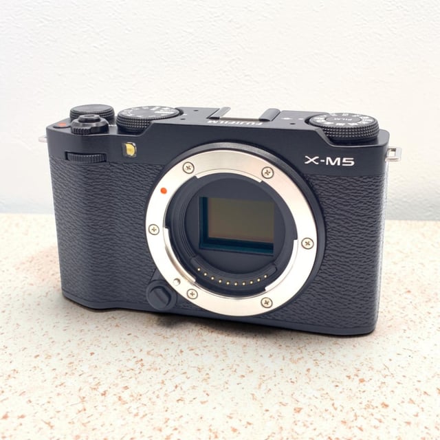 X-M5 ボディ "ブラック"
