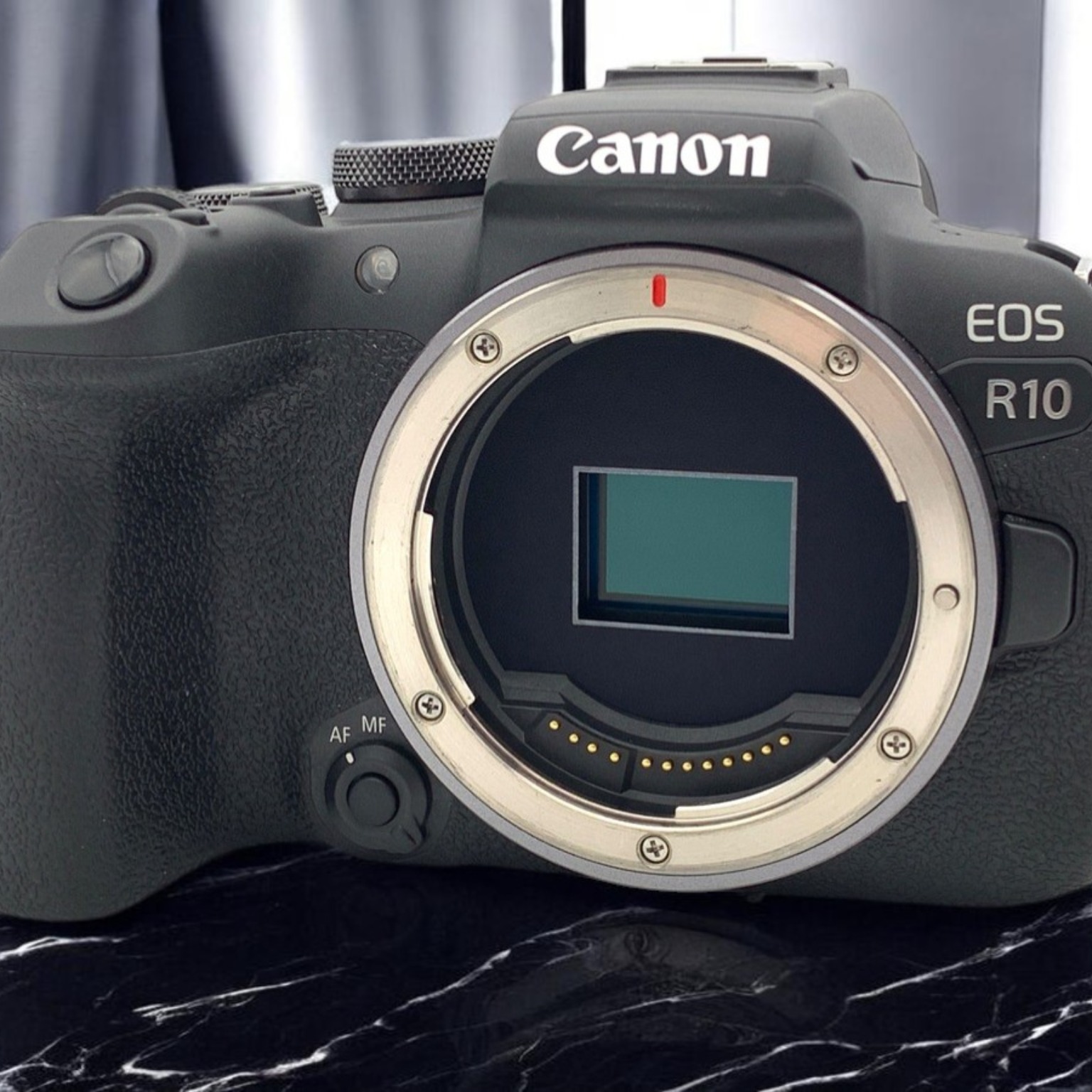 Esayera Clock R10 Canon EOS R10 ボディの中古 (美品)・¥95,350 売り切れ by tomne | みんなのカメラ