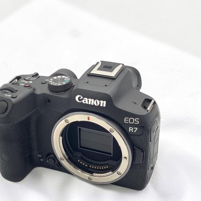 EOS R7 ボディ