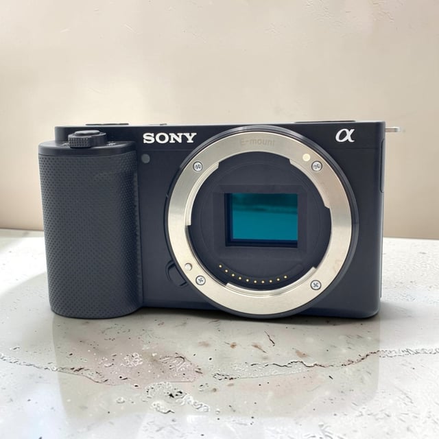 VLOGCAM ZV-E10 ボディ "ブラック"