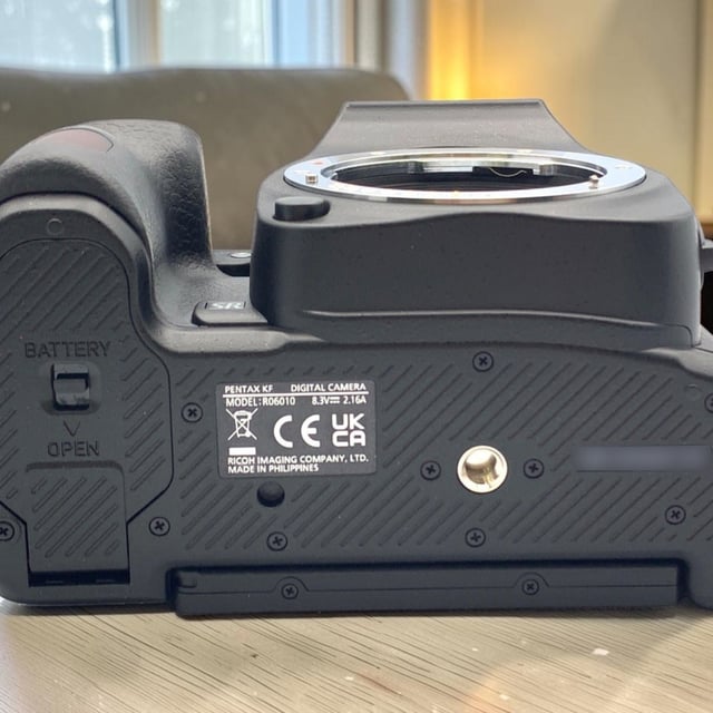 PENTAX KF ボディ "ブラック"