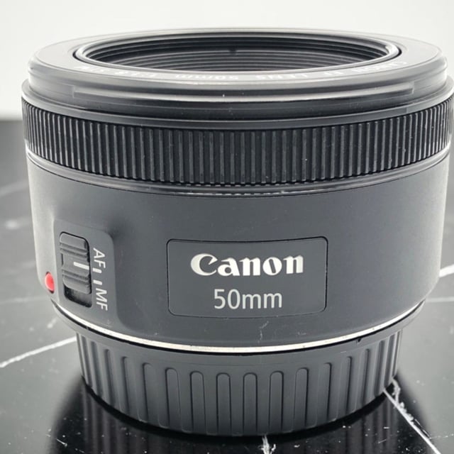 EF 50mm F1.8 STM