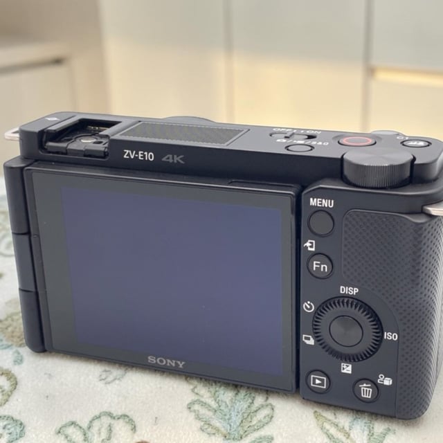 VLOGCAM ZV-E10 ボディ "ブラック"