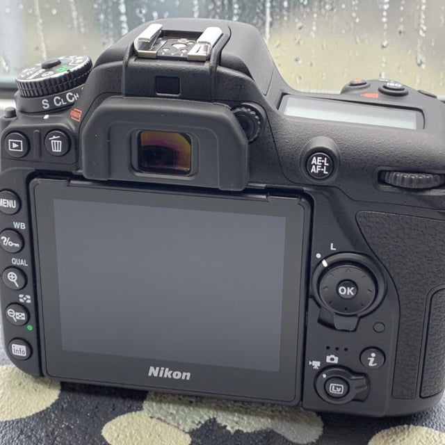 D7500 ボディ