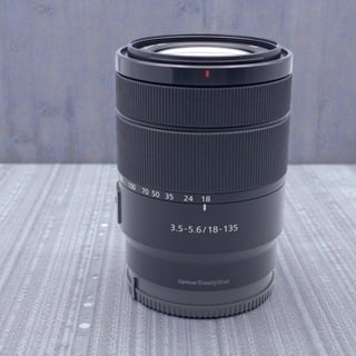 E 18-135mm F3.5-5.6 OSS SEL18135