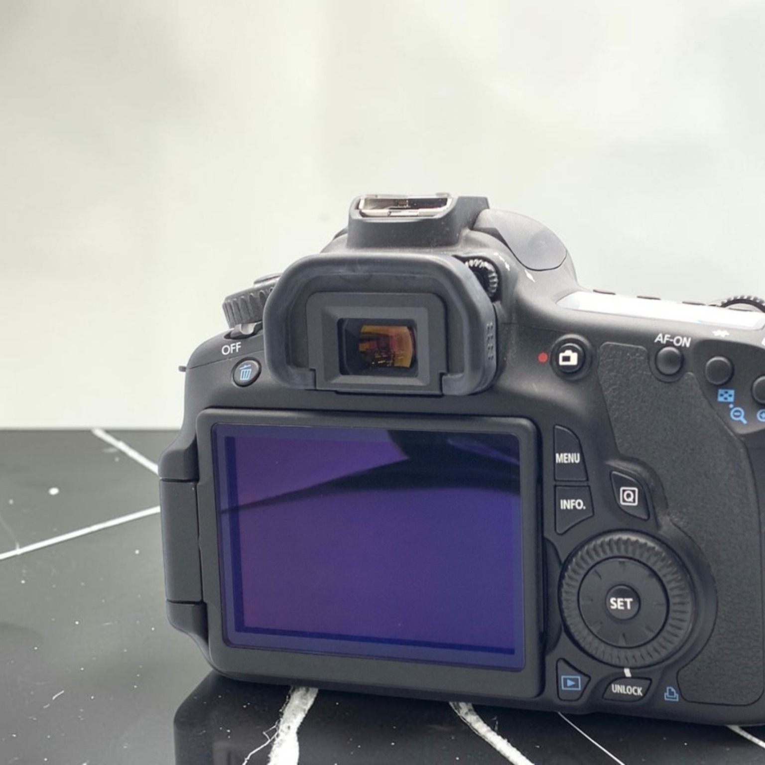 Canon EOS 60D ボディの中古 (美品)・¥17,970 by ふたれ | みんなのカメラ