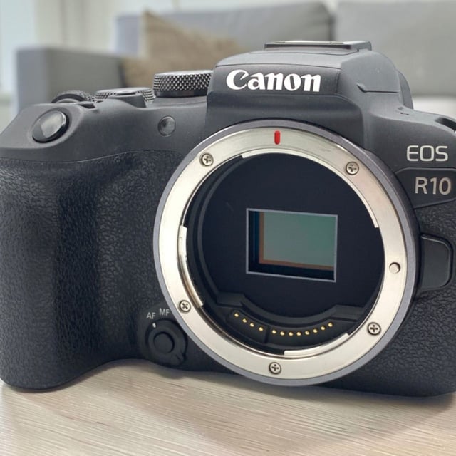 EOS R10 ボディ